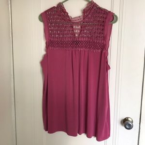 Express raspberry sleeveless blouse XL